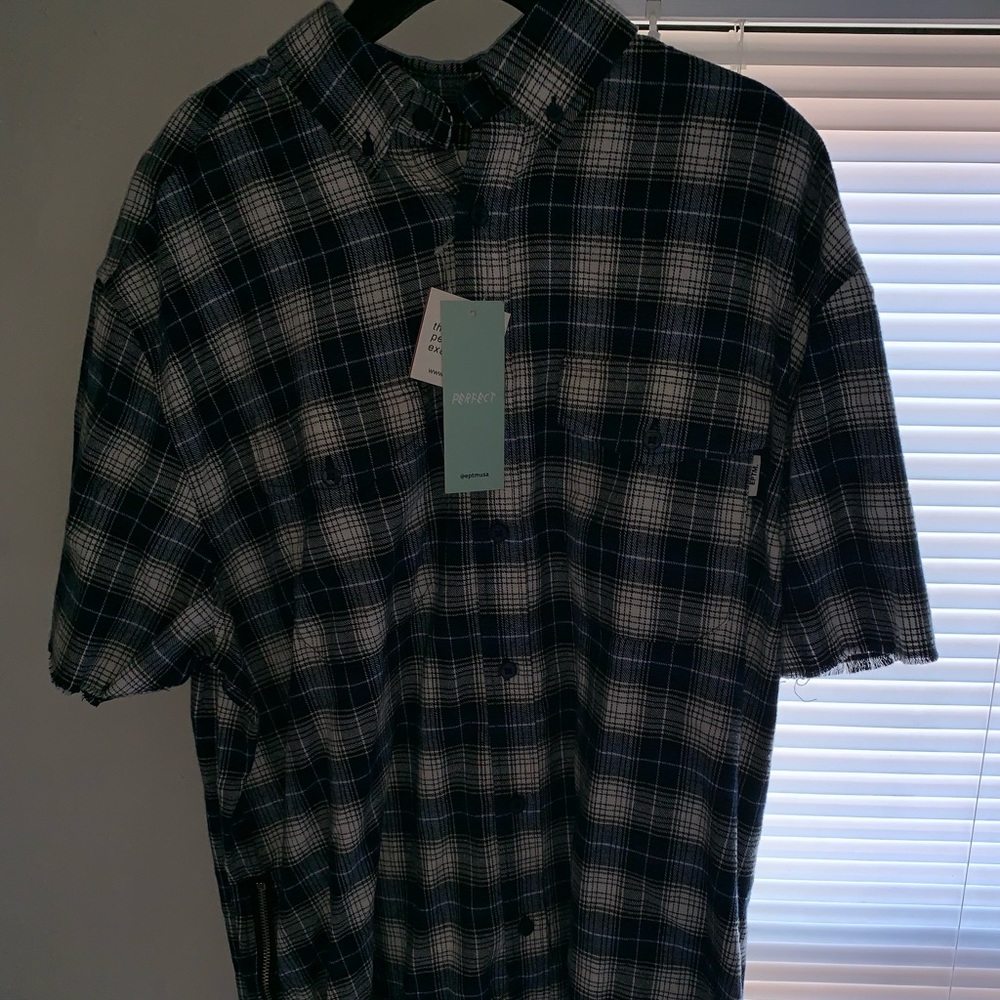 Short sleeve men’s flannel, New with tags!